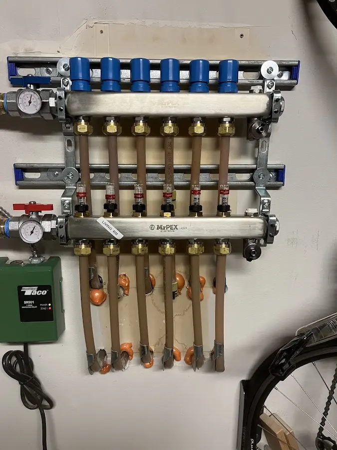 Plumber performing Leak Detection at a residential property in Agoura Hills